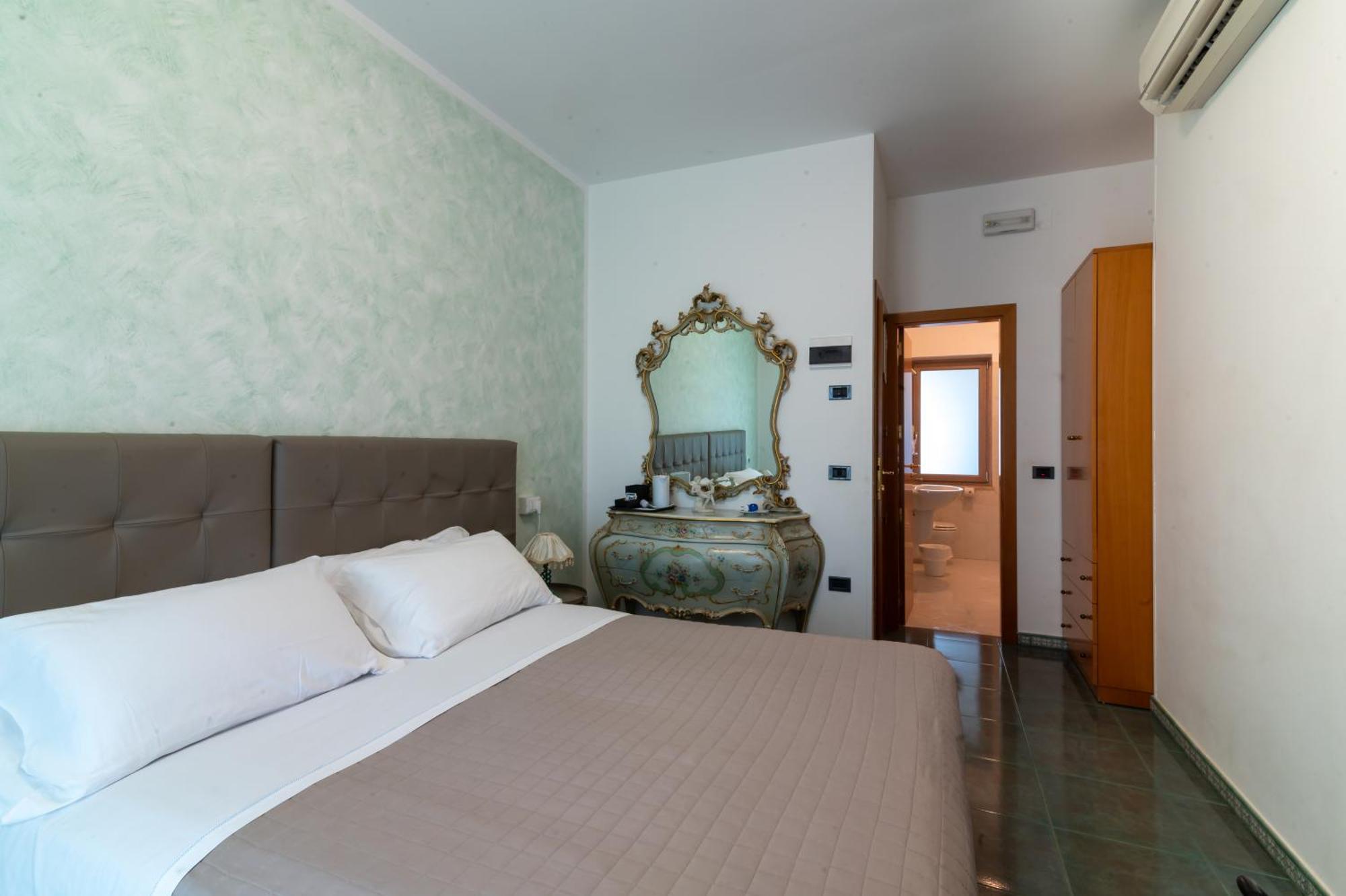 Maria Hotel 4*